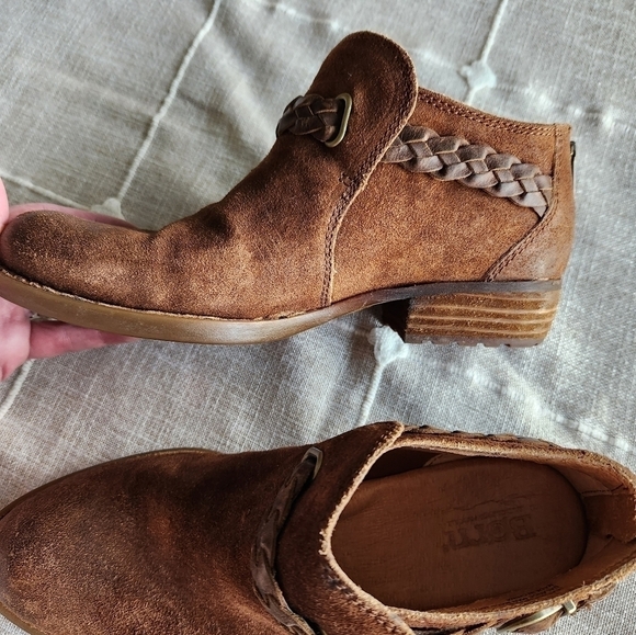 Born Womens Sylvia Ankle Bootie Brown Distressed sz 6 Leather Upper Cowgirl Boho - Picture 7 of 13